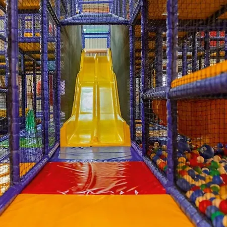 Luxuswellnesshaus Seebrise Dom wakacyjny *