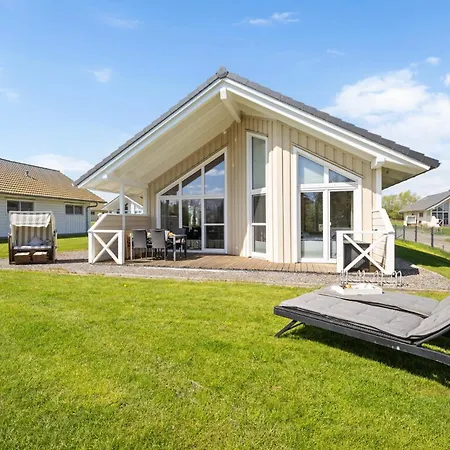 Luxuswellnesshaus Seebrise Vakantiehuis Bliesdorf