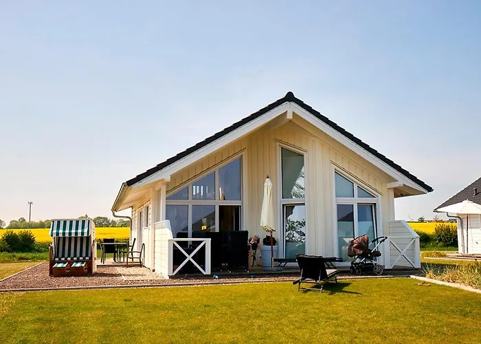 Luxuswellnesshaus Seebrise Vakantiehuis Bliesdorf